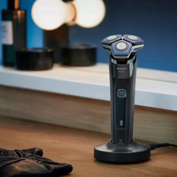 Електрична бритва Philips Series 7000 (Black) (S7886/35)